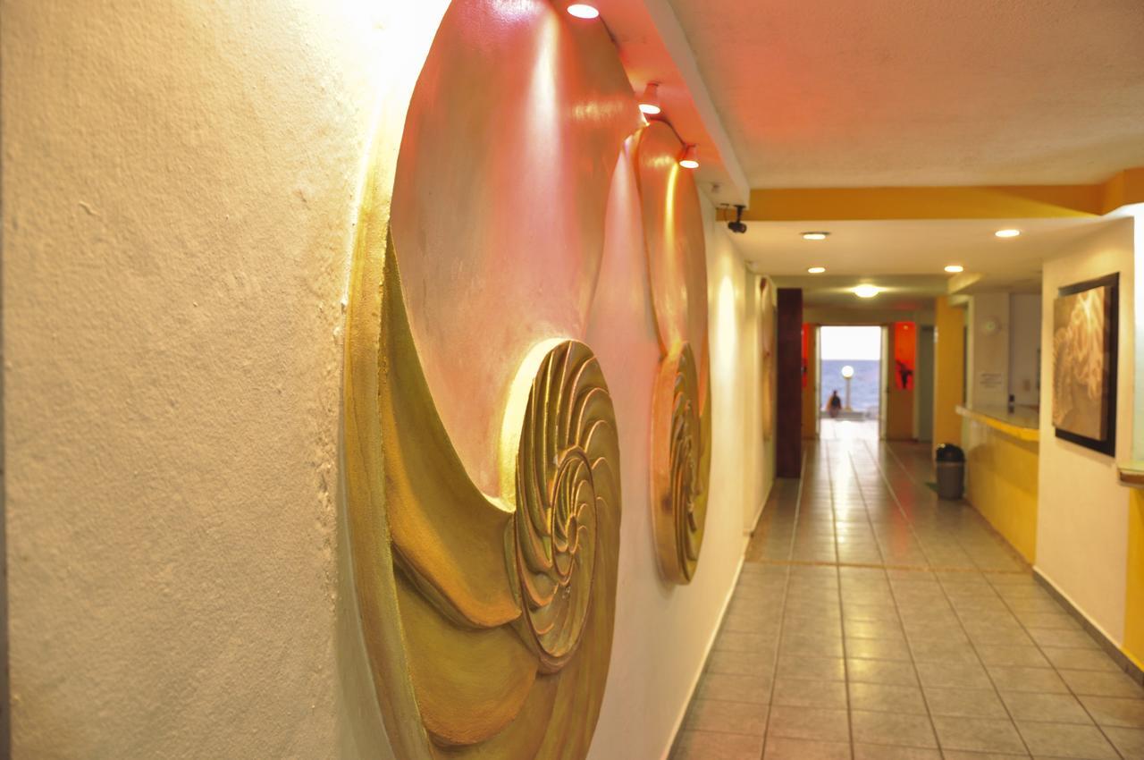 Hotel Caracoles Manzanillo Exterior photo